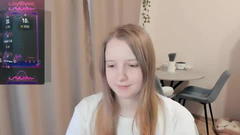 Alya online show from October 15, 2025, 11:54 am