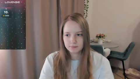Alya online show from May 4, 2026, 1:40 pm