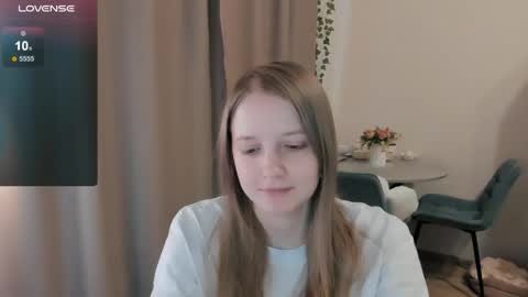 Alya online show from May 6, 2026, 3:39 pm
