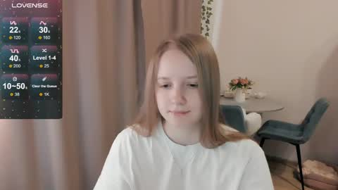 Alya online show from May 11, 2026, 2:56 pm
