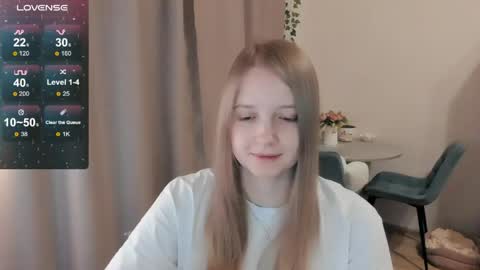 Alya online show from May 27, 2026, 1:02 am