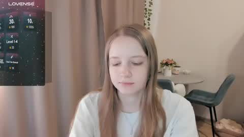 Alya online show from May 30, 2026, 4:42 am