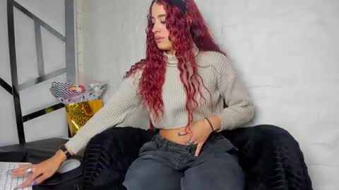 alishaevans_rs online show from February 14, 2026, 8:16 pm