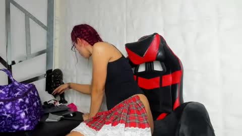alishaevans_rs online show from June 24, 2026, 5:34 pm