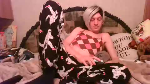 Alisha online show from October 23, 2025, 8:24 am