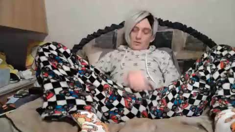 Alisha online show from November 10, 2025, 3:05 am