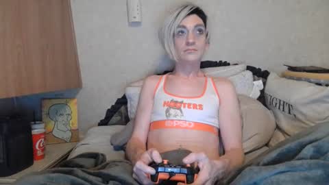 Snapshot of alishaluv chatting on June 14, 2026, 3:58 pm Alisha online show from June 14, 2026, 3:58 pm