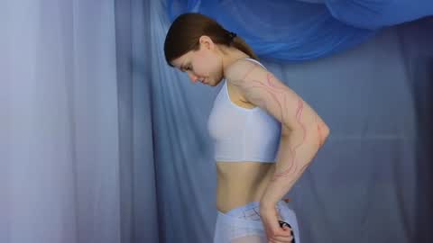 Alisia online show from January 10, 2025, 12:58 pm