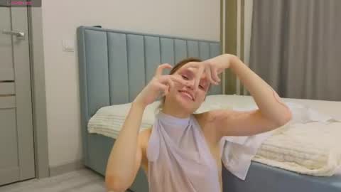 Snapshot of alisia_spinnet chatting on July 28, 2026, 6:20 pm Alisia online show from July 28, 2026, 6:20 pm