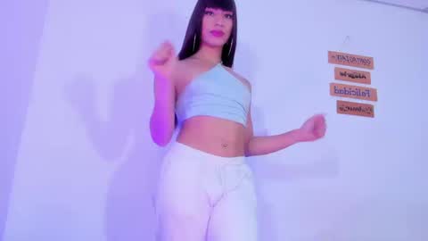 Alisia online show from September 11, 2025, 11:27 pm