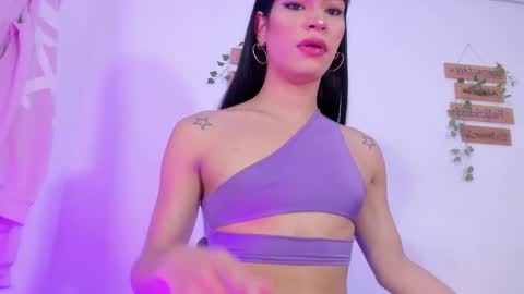 Alisia online show from February 24, 2026, 6:00 am