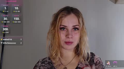 Snapshot of alismoona chatting on November 19, 2025, 6:52 pm Alisa online show from November 19, 2025, 6:52 pm