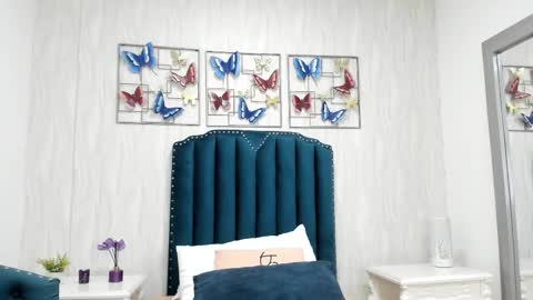 Snapshot of alison_carde05 chatting on October 21, 2025, 7:36 pm Alison online show from October 21, 2025, 7:36 pm