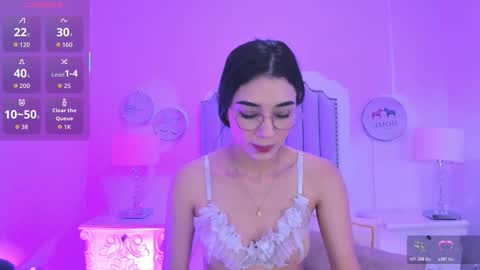 Snapshot of alison_carde05 chatting on February 25, 2026, 7:56 pm Alison online show from February 25, 2026, 7:56 pm