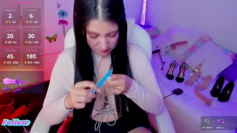 Snapshot of alison_fire12 chatting on November 29, 2025, 6:27 am online show from November 29, 2025, 6:27 am