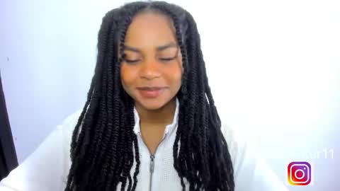 Snapshot of alison_ker chatting on November 25, 2025, 8:36 am Sofias house online show from November 25, 2025, 8:36 am