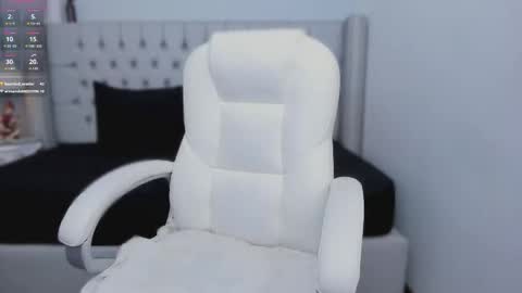 alison_vegaa_ online show from March 12, 2026, 5:13 am