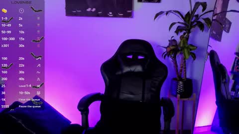 Snapshot of alison_wynter chatting on December 2, 2025, 3:12 am alison_wynter online show from December 2, 2025, 3:12 am