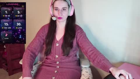 Snapshot of alisonfieldsxo chatting on January 9, 2025, 6:17 am Alison Fields online show from January 9, 2025, 6:17 am