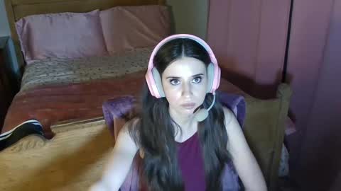 Snapshot of alisonfieldsxo chatting on February 15, 2026, 12:07 am Alison Fields online show from February 15, 2026, 12:07 am