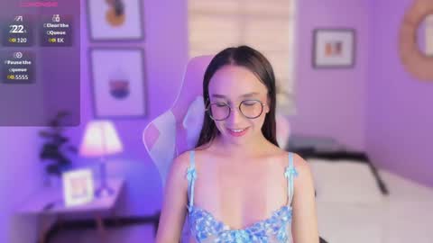 Snapshot of alisoon_dh chatting on October 3, 2025, 12:46 pm alisoon online show from October 3, 2025, 12:46 pm