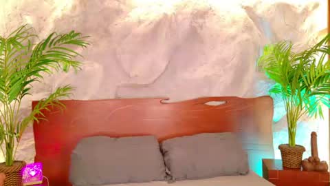 Snapshot of alisoon_moon chatting on July 17, 2026, 12:28 am Alison Moon online show from July 17, 2026, 12:28 am
