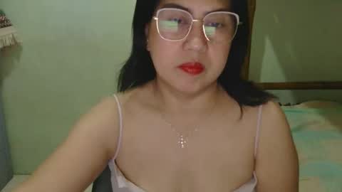 alissalove18 online show from April 1, 2026, 3:18 am