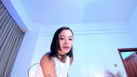 Snapshot of alissanix chatting on February 4, 2025, 4:05 am AlissaNix online show from February 4, 2025, 4:05 am