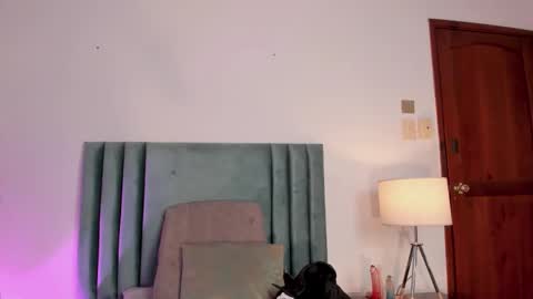 Snapshot of alissanix chatting on February 22, 2025, 11:57 pm AlissaNix online show from February 22, 2025, 11:57 pm