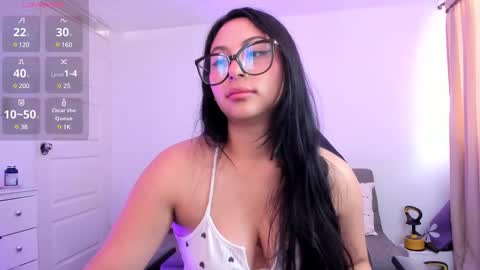 Snapshot of alissia_viera chatting on February 19, 2025, 12:55 pm iraide online show from February 19, 2025, 12:55 pm