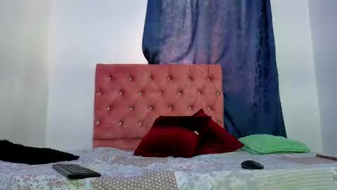 Snapshot of alisson0002 chatting on June 14, 2026, 7:05 pm alisson0002 online show from June 14, 2026, 7:05 pm