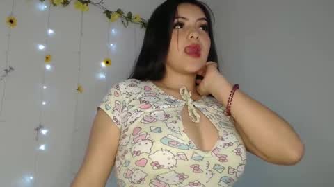 Snapshot of alisson05_m chatting on March 12, 2025, 12:57 pm Alisson online show from March 12, 2025, 12:57 pm