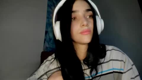 Snapshot of alisson369_ chatting on May 4, 2026, 10:00 am Alisson369 online show from May 4, 2026, 10:00 am