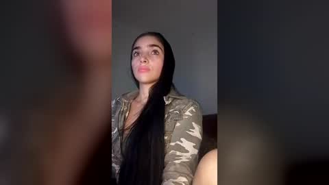 Snapshot of alisson369_ chatting on August 5, 2026, 2:42 pm Alisson369 online show from August 5, 2026, 2:42 pm