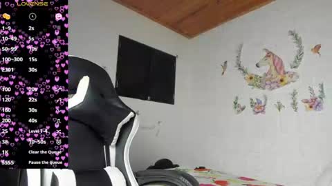 Snapshot of alisson_hoffman05 chatting on July 1, 2026, 11:04 pm Alisson hoffman05 online show from July 1, 2026, 11:04 pm