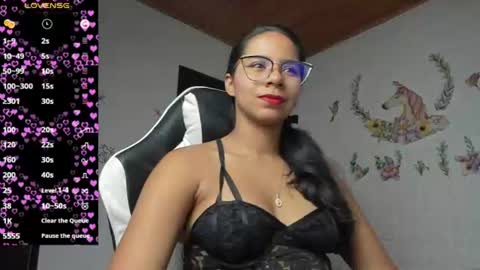Snapshot of alisson_hoffman05 chatting on July 13, 2026, 9:17 pm Alisson hoffman05 online show from July 13, 2026, 9:17 pm