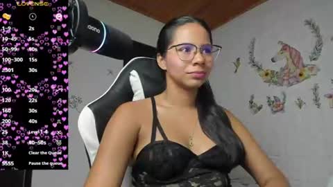 Snapshot of alisson_hoffman05 chatting on August 7, 2026, 12:34 am Alisson hoffman05 online show from August 7, 2026, 12:34 am
