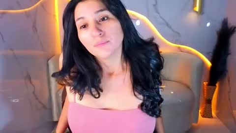 alisson_tx_ online show from April 28, 2026, 8:25 pm