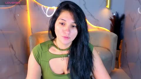 alisson_tx_ online show from May 30, 2026, 7:44 pm
