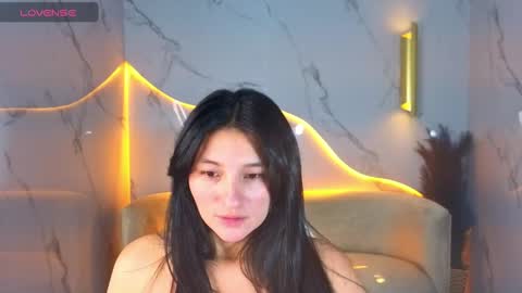 alisson_tx_ online show from June 3, 2026, 8:03 pm