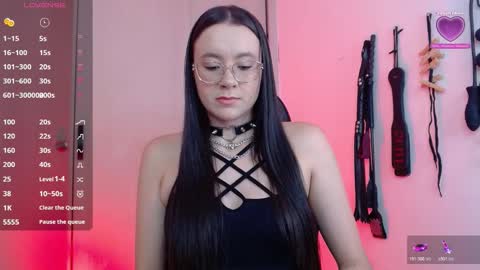 Snapshot of alissonbeckett chatting on November 18, 2025, 7:18 pm Alisson Beckett online show from November 18, 2025, 7:18 pm