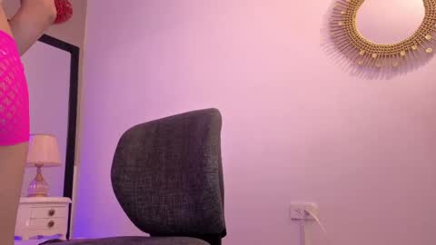 alissonrose3 online show from June 4, 2026, 7:42 pm