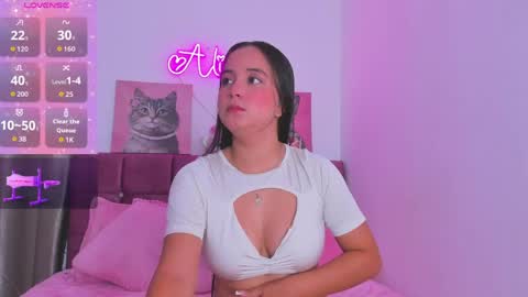 Alisson  online show from May 1, 2026, 1:59 pm