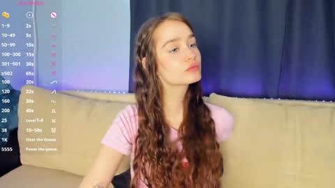 Snapshot of alivialovely chatting on April 8, 2026, 8:03 am Alivia online show from April 8, 2026, 8:03 am