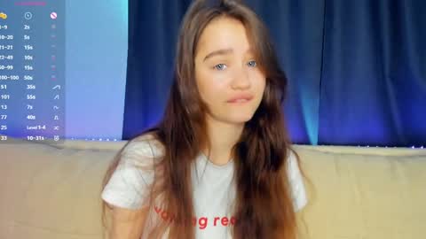 Snapshot of alivialovely chatting on April 19, 2026, 7:07 am Alivia online show from April 19, 2026, 7:07 am
