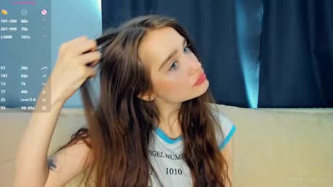 Snapshot of alivialovely chatting on April 21, 2026, 8:20 am Alivia online show from April 21, 2026, 8:20 am