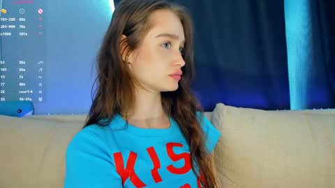 Snapshot of alivialovely chatting on May 26, 2026, 8:32 am Alivia online show from May 26, 2026, 8:32 am