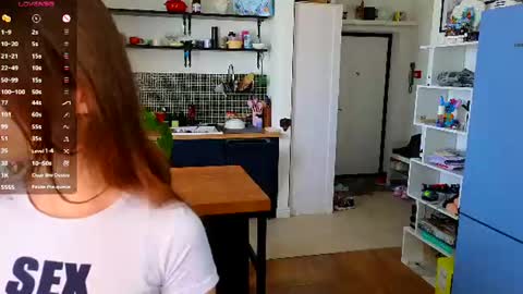 Snapshot of aliviawithlove chatting on June 30, 2026, 8:15 am Alivia online show from June 30, 2026, 8:15 am