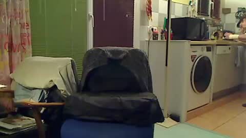 Snapshot of alix300 chatting on February 3, 2025, 5:51 am Sandwich online show from February 3, 2025, 5:51 am