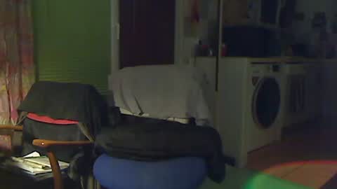 Snapshot of alix300 chatting on October 9, 2025, 2:20 am Sandwich online show from October 9, 2025, 2:20 am